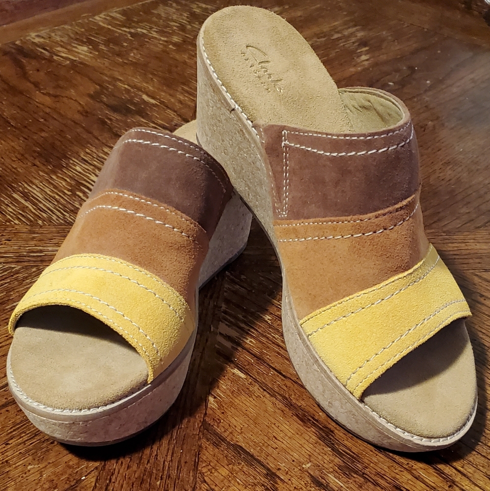 Clarks Artisan Wedged Heels Aisley Lily Size 8